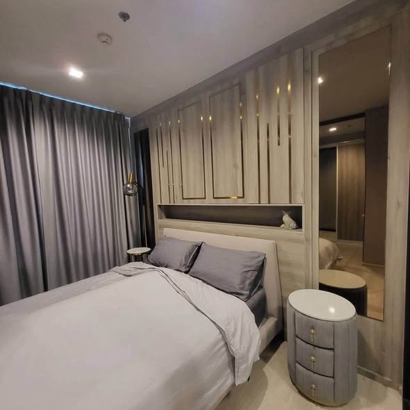bedroom of Life One Wireless