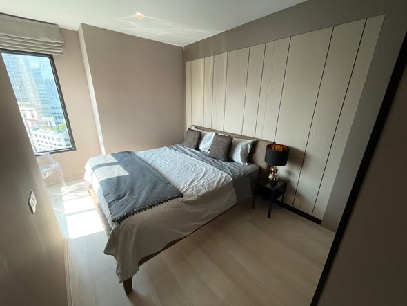 bedroom and room interior of Life One Wireless