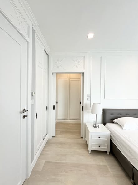 bedroom and room interior of Life One Wireless