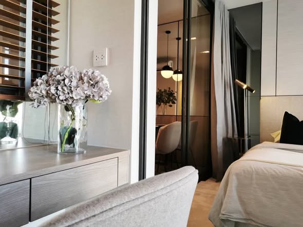 living room and bedroom and room interior of Life One Wireless
