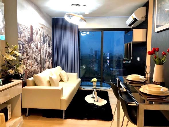 living room and room interior of Life One Wireless