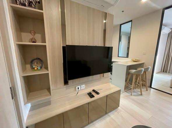room interior of Life One Wireless