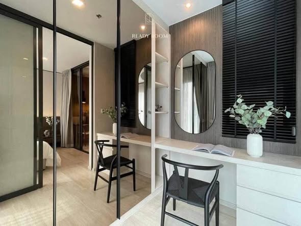 room interior of Life One Wireless