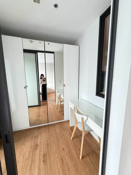 room interior of Life One Wireless