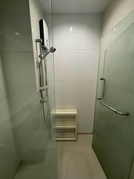room interior and bathroom of Life One Wireless
