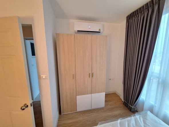 bedroom and room interior of Life @ Phahon – Ari