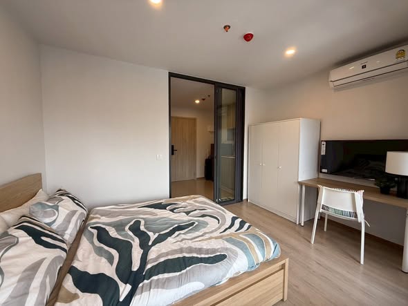 bedroom of Life Rama 4 – Asoke