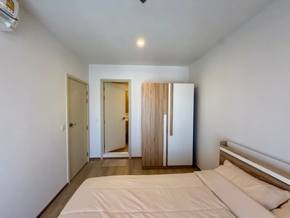 bedroom of Life Rama 4 – Asoke