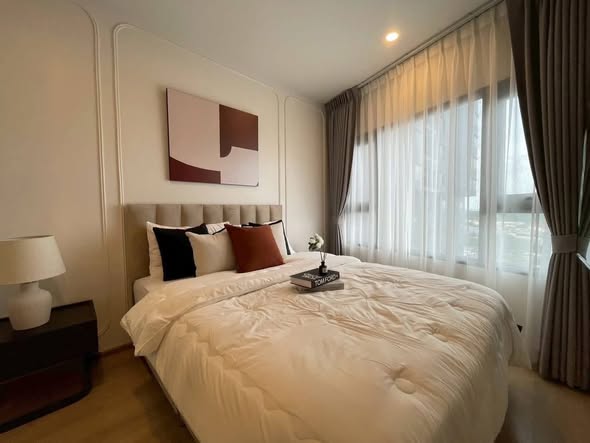 bedroom of Life Rama 4 – Asoke