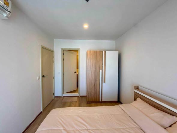 bedroom of Life Rama 4 – Asoke