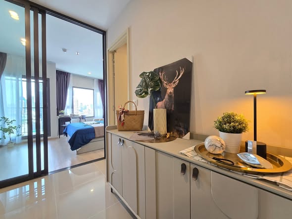 bedroom of Life Rama 4 – Asoke