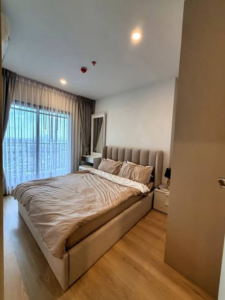 bedroom of Life Rama 4 – Asoke
