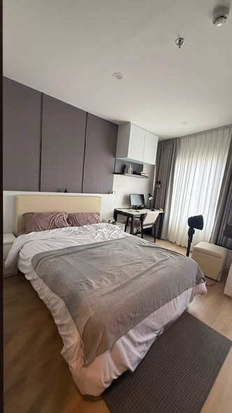 bedroom of Life Rama 4 – Asoke