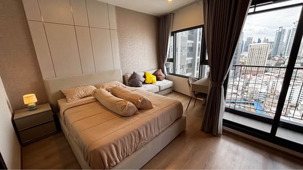 bedroom of Life Rama 4 – Asoke
