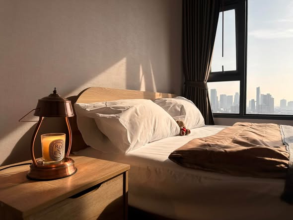 bedroom of Life Rama 4 – Asoke