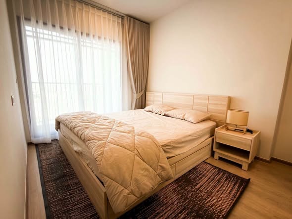 bedroom of Life Rama 4 – Asoke