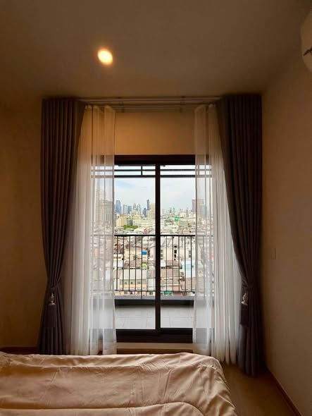 bedroom of Life Rama 4 – Asoke