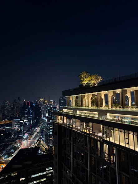 Life Rama 4 – Asoke