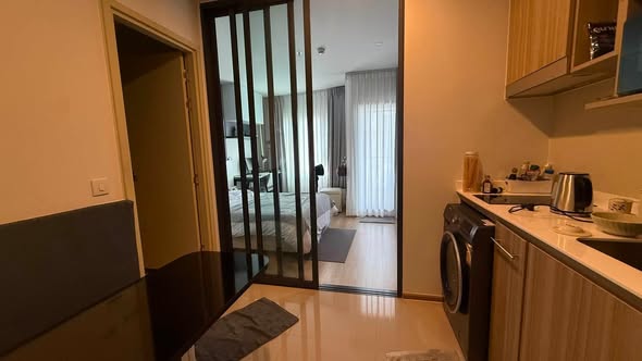 Life Rama 4 – Asoke