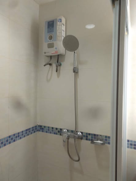 bathroom of Life @ Ratchada-Suthisan