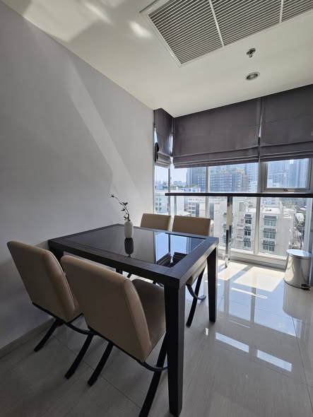 room interior of Life Ratchadapisek