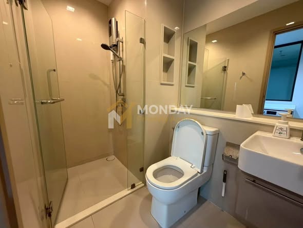 Life Sathorn Sierra ไลฟ์ สาทร เซียร์รา