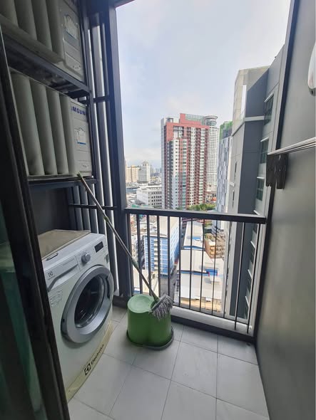 Life Sukhumvit 48