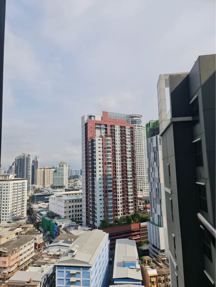 Life Sukhumvit 48