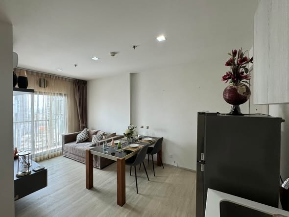 living room of Life Sukhumvit 48