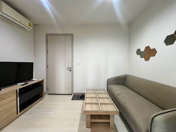 living room of Life Sukhumvit 48