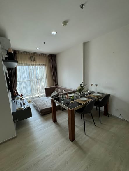 room interior of Life Sukhumvit 48