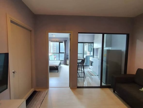 room interior of Life Sukhumvit 48