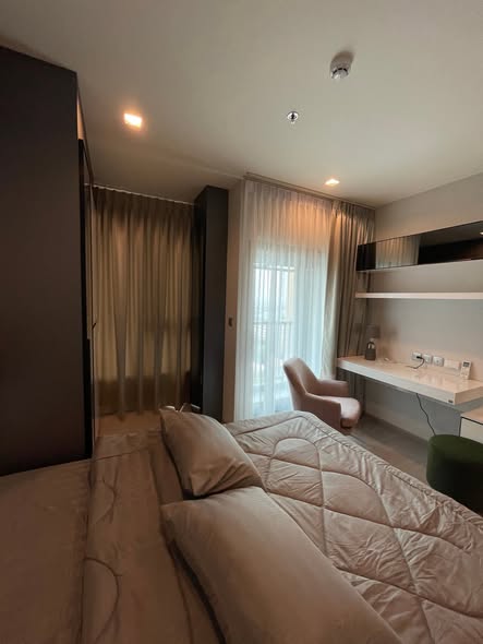 bedroom of Life Sukhumvit 62