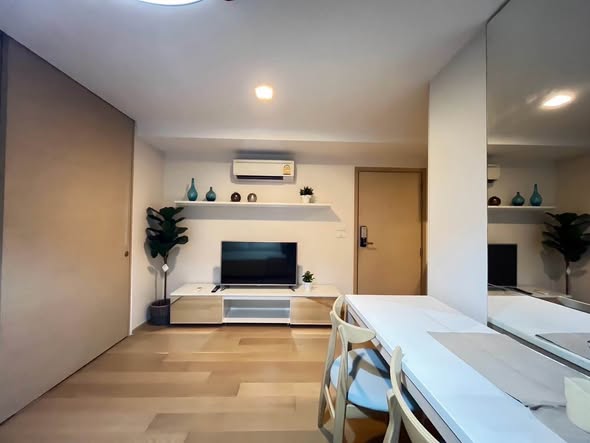 living room of LIV@49