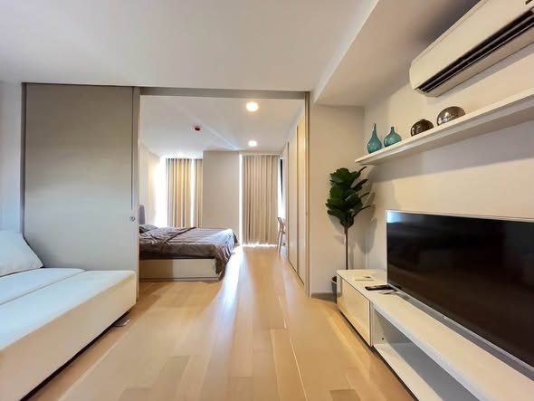 living room and bedroom of LIV@49