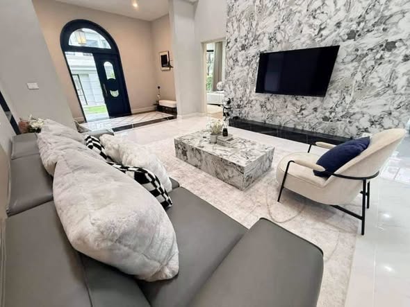 living room of นาราสิริ กรุงเทพกรีฑา