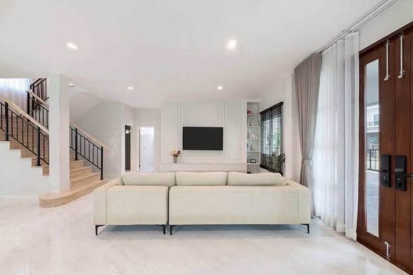 living room of ลัดดารมย์ วงแหวน-รามอินทรา