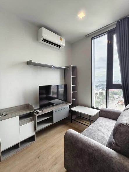 living room and bedroom of โมดิซ ไรห์ม รามคำแหง