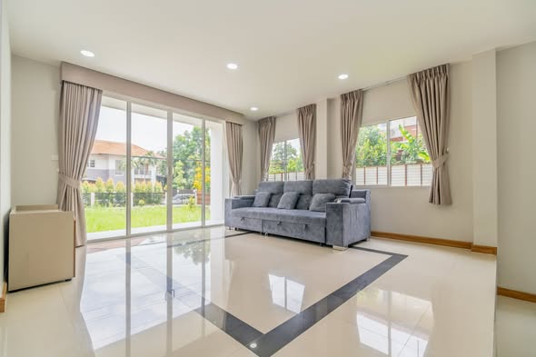 living room and bedroom of บ้านลลิล อินเดอะพาร์ค วัชรพล-พหลโยธิน