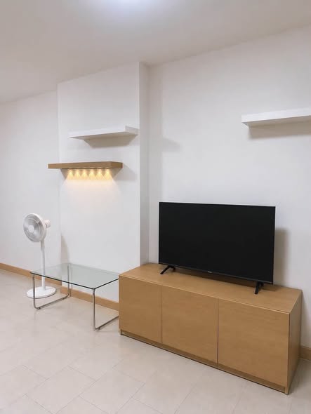 living room and room interior of ล้านนาเซอร์วิส รับเหมารีโนเวทบ้าน คอนโด