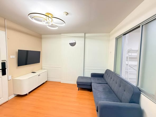 bedroom of Lumpini Condo Town Bodindecha-Ramkhamhaeng