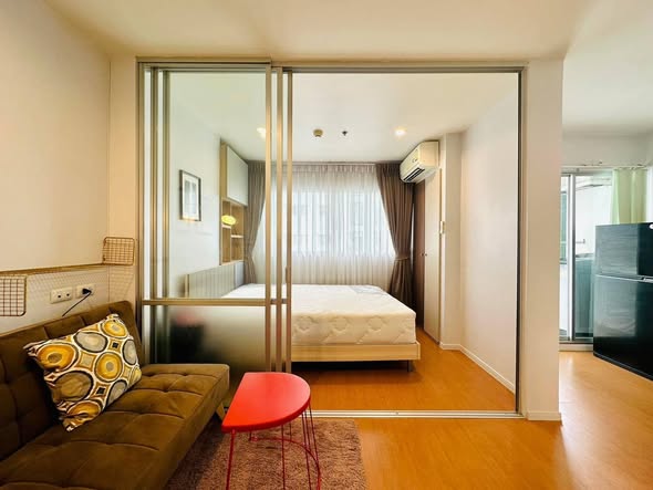 bedroom and room interior of Lumpini Mega City Bang Na
