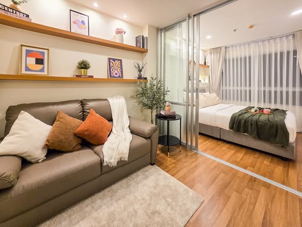 bedroom and living room of Lumpini Park Rama 9 – Ratchada