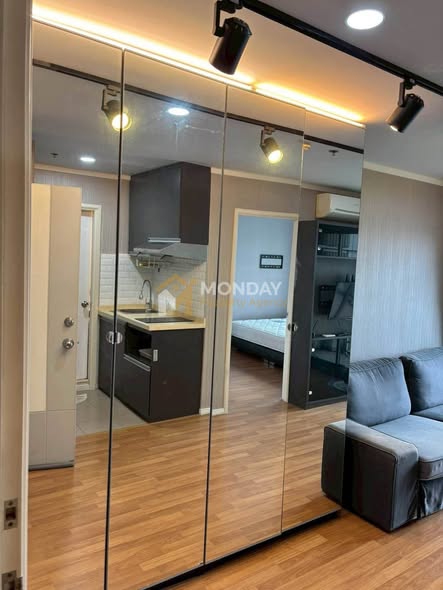 room interior of Lumpini Park Rama 9 – Ratchada