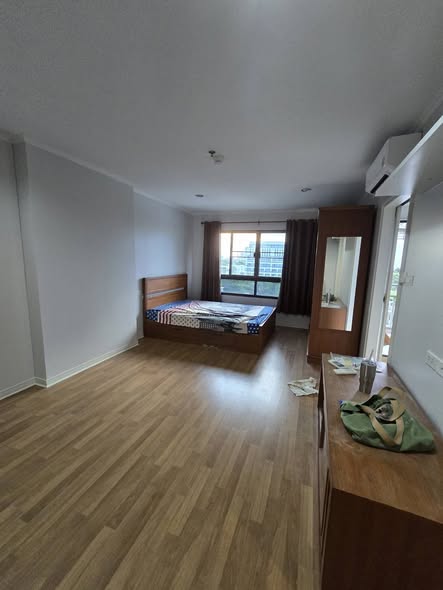 bedroom of Lumpini Place Phahon-Saphan Khwai