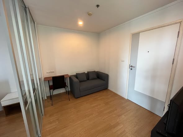 room interior of Lumpini Place Srinagarindra – Hua Mak Station