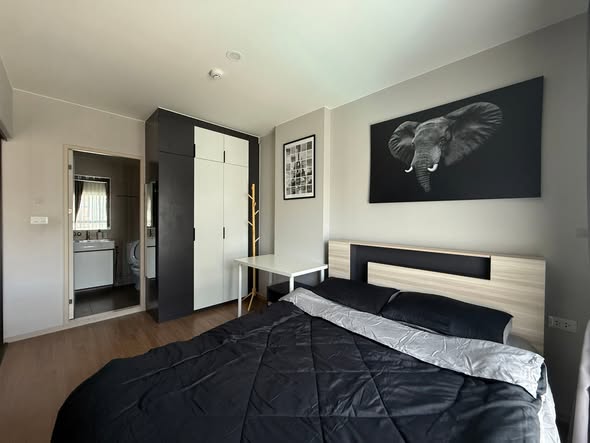 bedroom of Lumpini Selected Charan 65 – Siridhorn Station