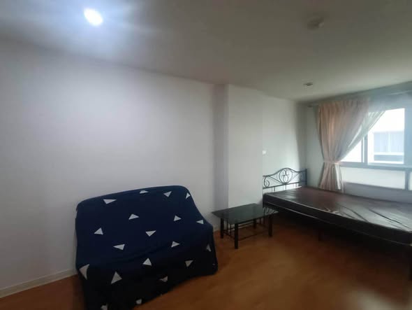 bedroom of Lumpini Ville Cultural Center