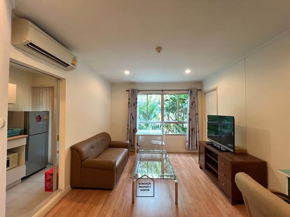living room of Lumpini Ville Phatthanakan – New Phetchaburi