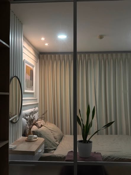 bedroom and room interior and bathroom of Lumpini Ville Sukhumvit 109 – Bearing